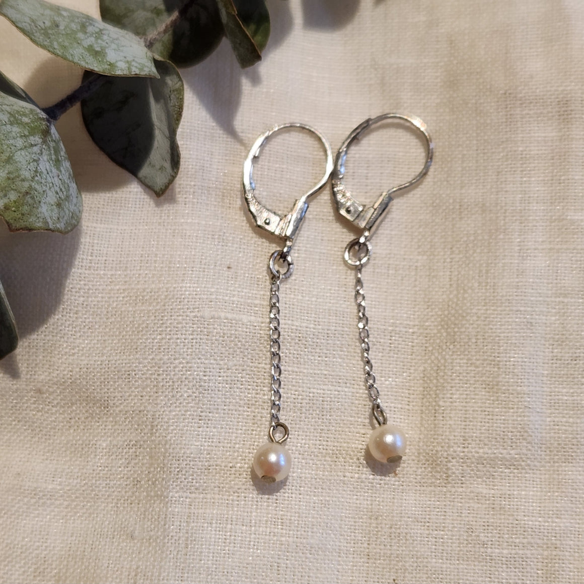 Sterling silver pearl drop earrings
