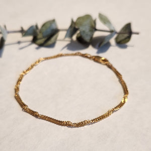 10k yellow gold twisted curb link bracelet