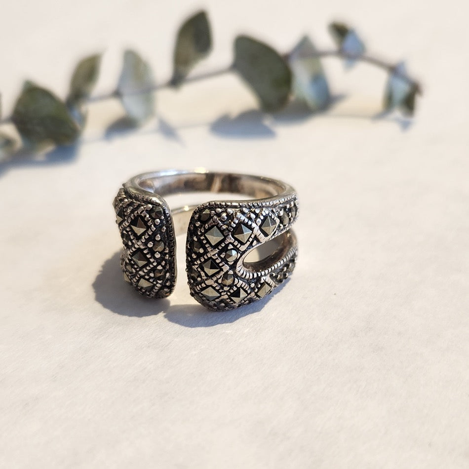 Sterling silver marcasite band