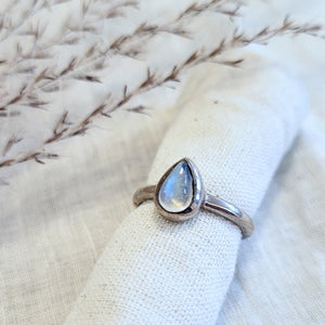 AFJ sterling silver pear shape moonstone ring
