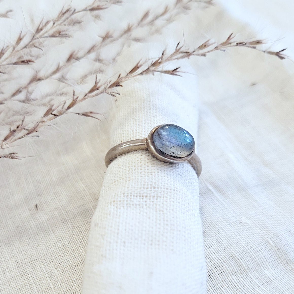 AFJ sterling silver oval cabochon rainbow moonstone ring