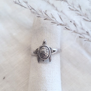Sterling Silver single turtle ring
