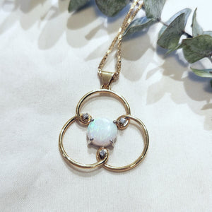 18k yellow gold opal and diamond trefoil pendant and chain