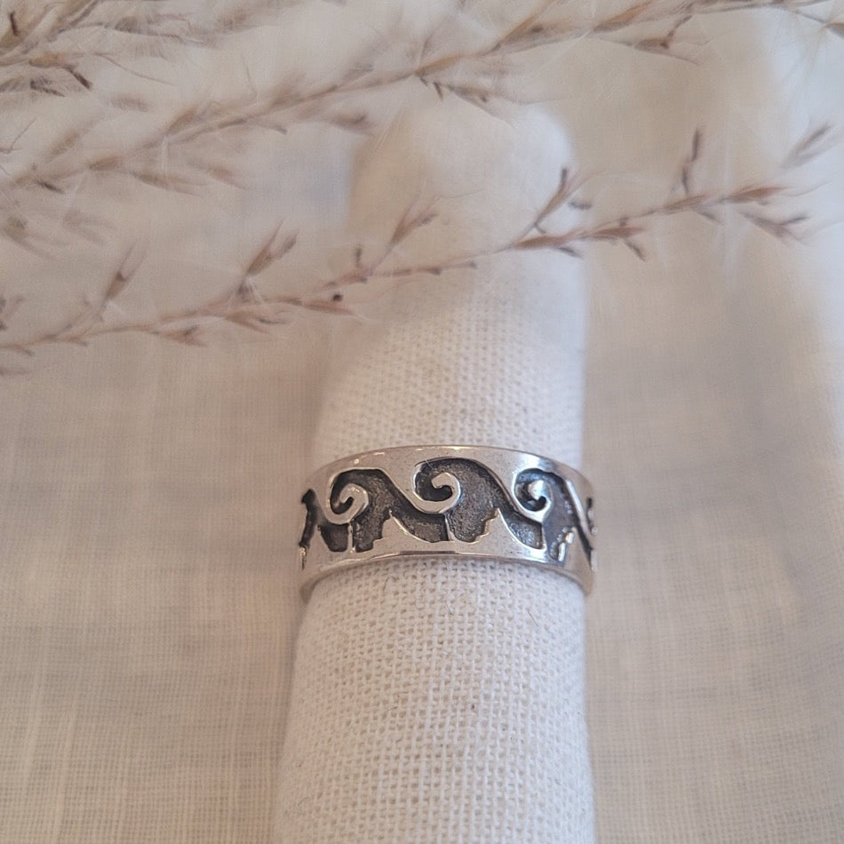 Sterling Silver oxidized scroll pattern band