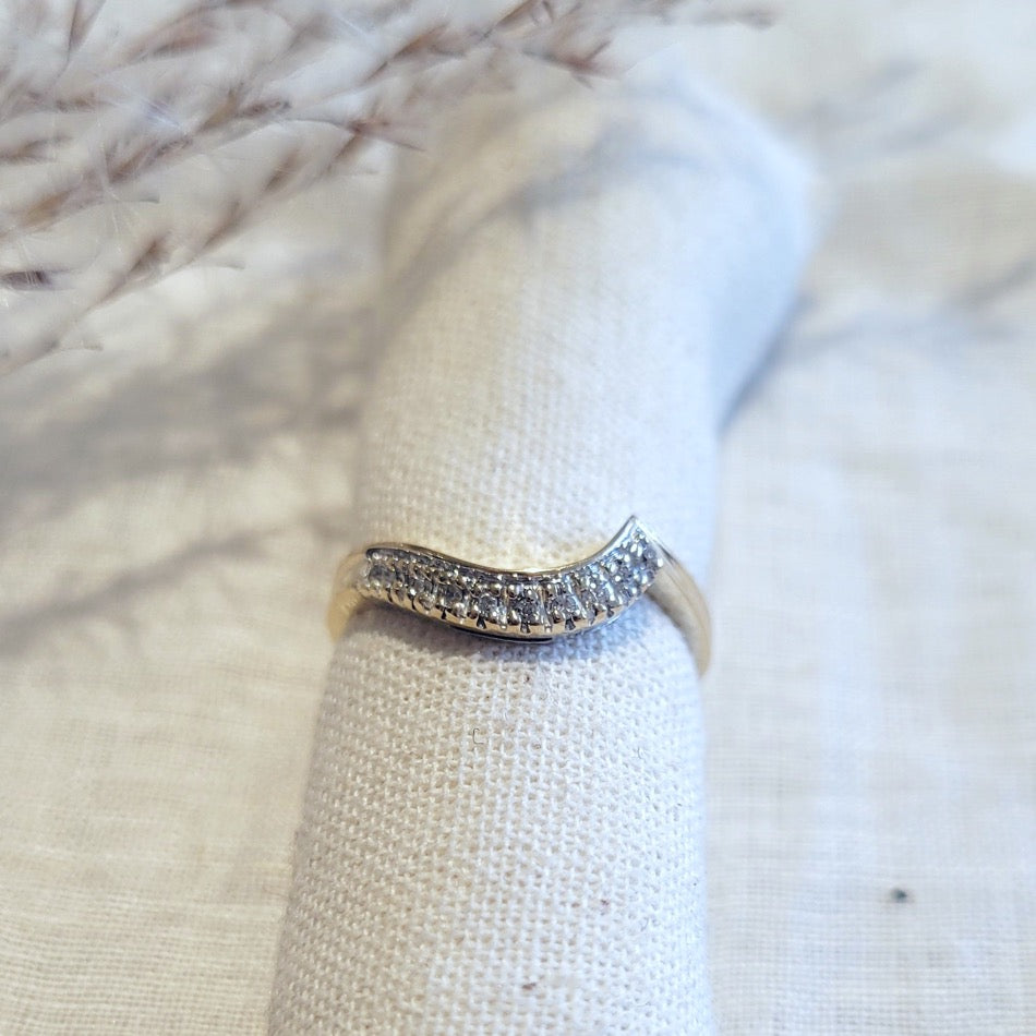 14k yellow gold diamond fitted ring