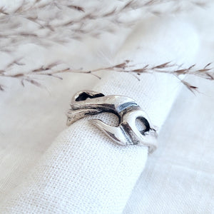 Sterling Silver stylized serpent band