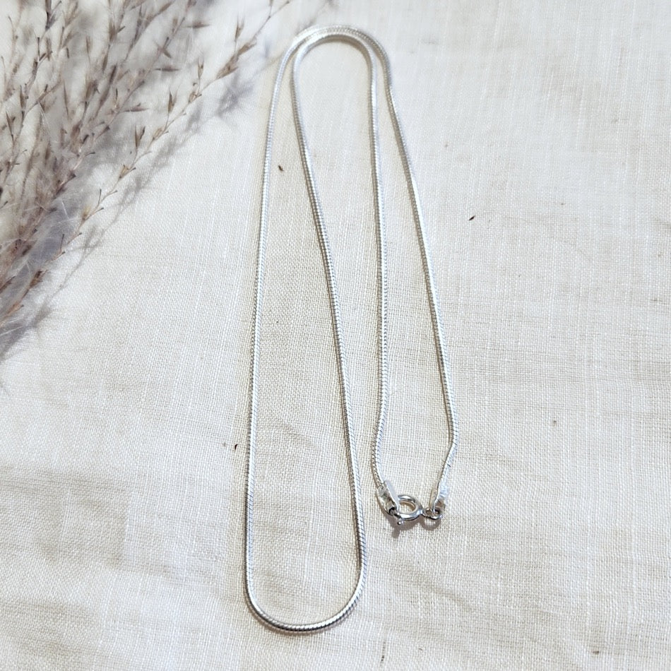 Sterling silver snake chain 18 inches – The Georgian Artisan Shop
