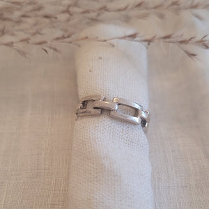 Sterling Silver rectangular chain link band