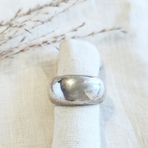 Sterling silver solid bombe ring