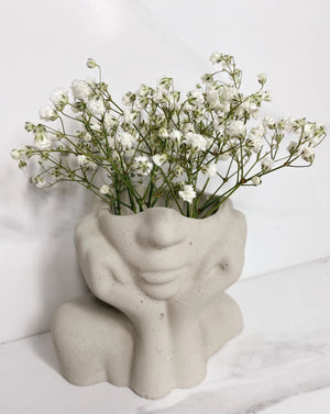 ASD Ivy vase with dried floral