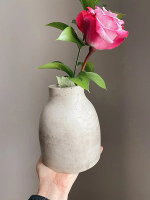 ASD Nordic vase with dried floral