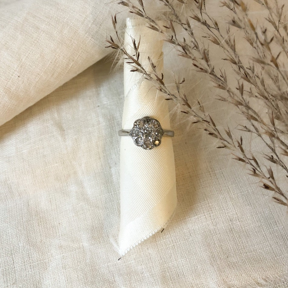 18k white gold antique diamond cluster ring, circa 1920