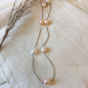 18k white gold freshwater pearl tin cup necklace