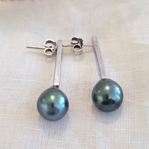 Sterling silver grey freshwater pearl drop earrings