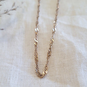 10k yellow gold twisted Singapore link chain