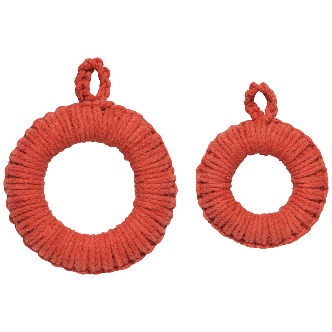 Heirloom knitted orb trivet set of 2