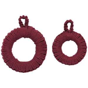 Heirloom knitted orb trivet set of 2